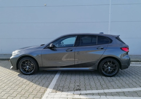 BMW Seria 1 cena 119000 przebieg: 165000, rok produkcji 2019 z Świdnica małe 781